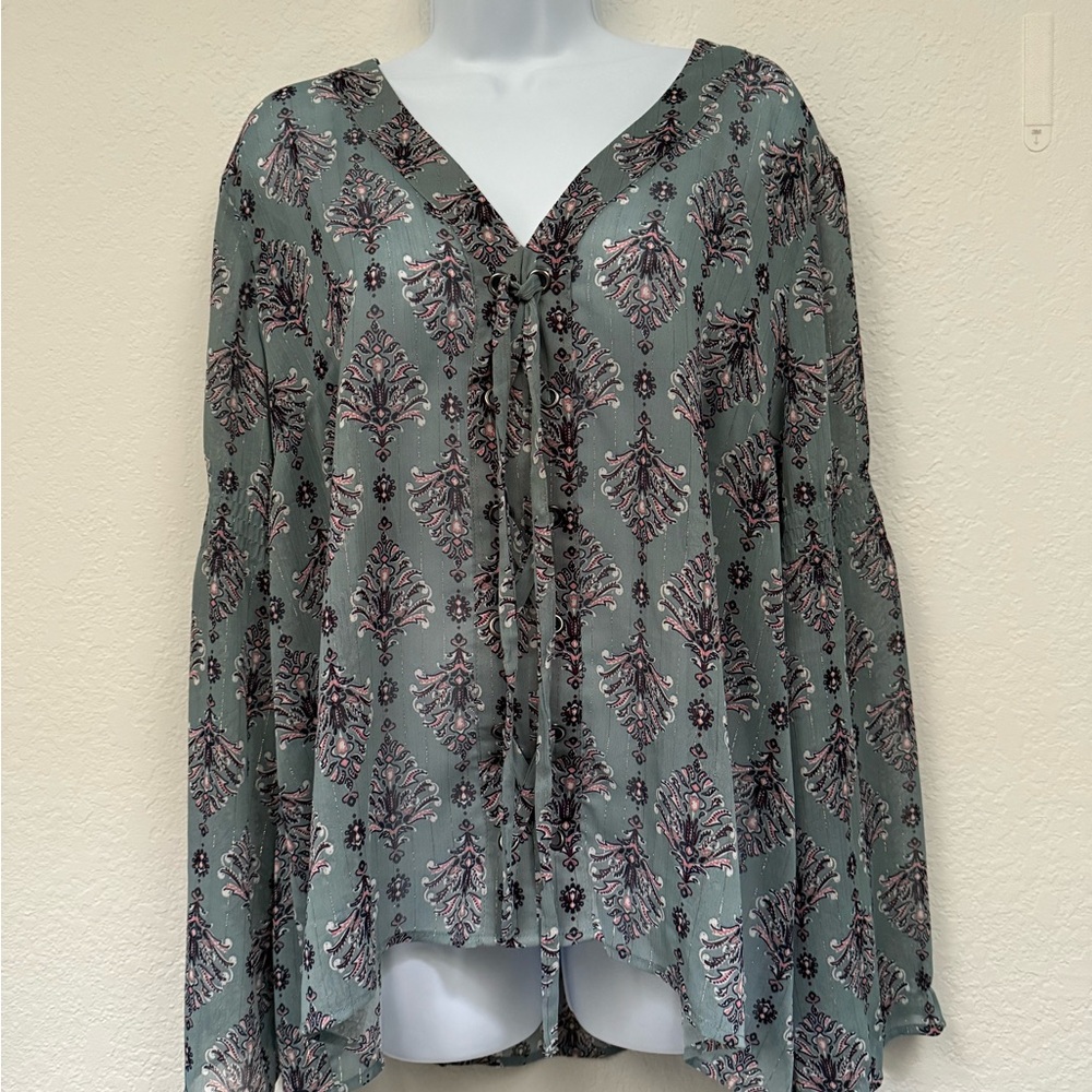 Maurices size 1 sheer green lace up blouse